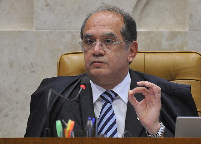 Gilmar Mendes diz que não sente constrangimento em assumir relatoria de inquérito sobre Aécio