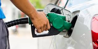 Petrobras reduz preço da gasolina nas refinarias em 5,9% e do diesel em 4,8%