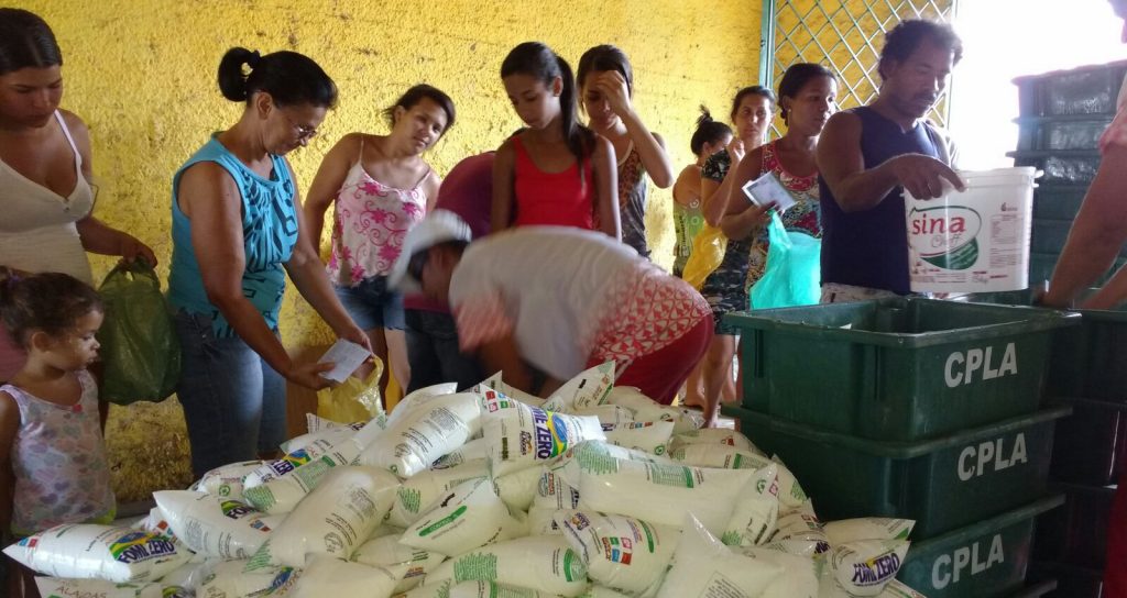 Bancada federal tentar salvar o leite de 80 mil famílias de Alagoas