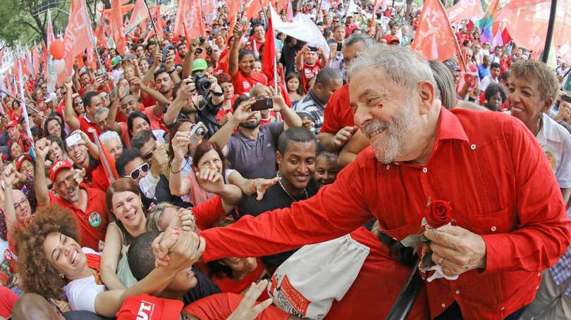 Líder absoluto, Lula terá novas caravanas pelo Brasil