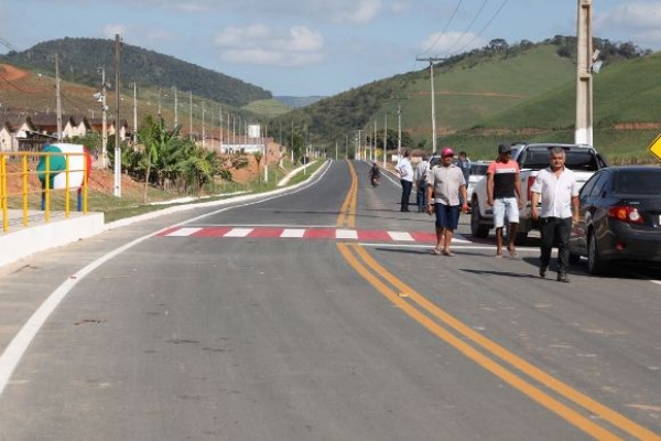 Governador assina processo para construção do acesso à Serra da Barriga
