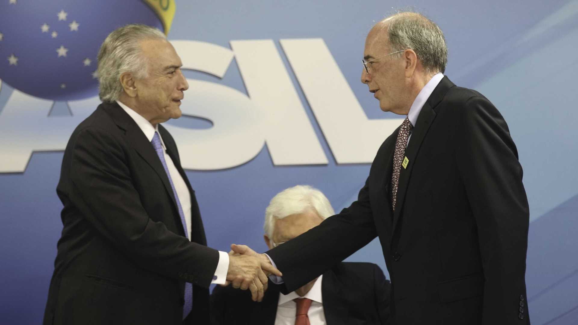 Temer e presidente da Petrobras discutem lei do Repetro