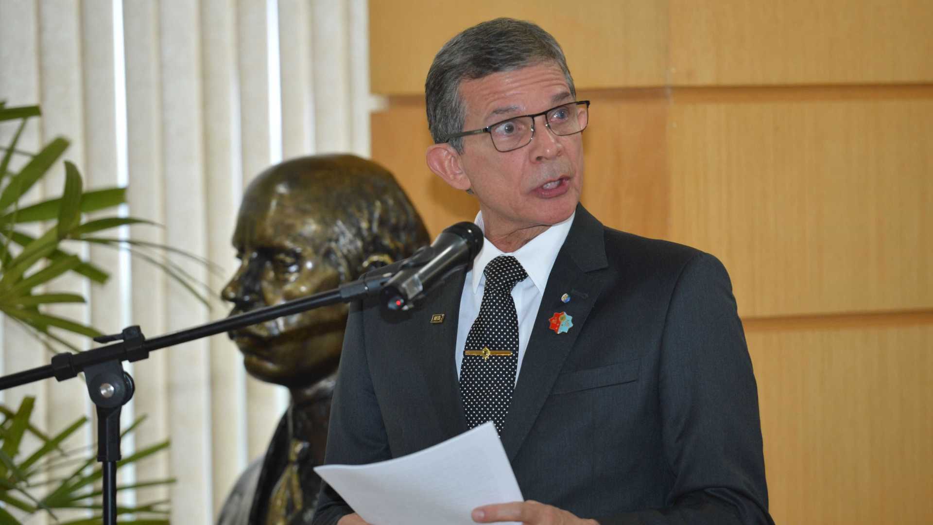 Novo ministro da Defesa já foi condenado no TCU