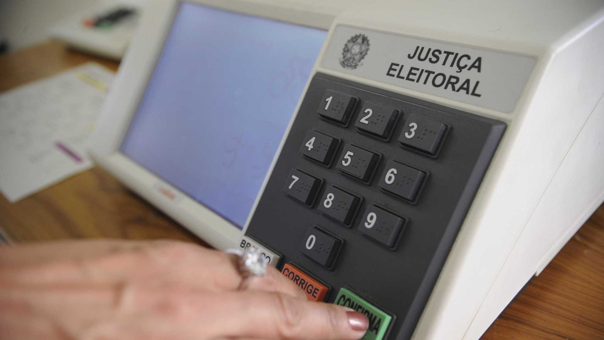 TSE fará auditoria ‘em tempo real’ em urnas eletrônicas, diz ministro