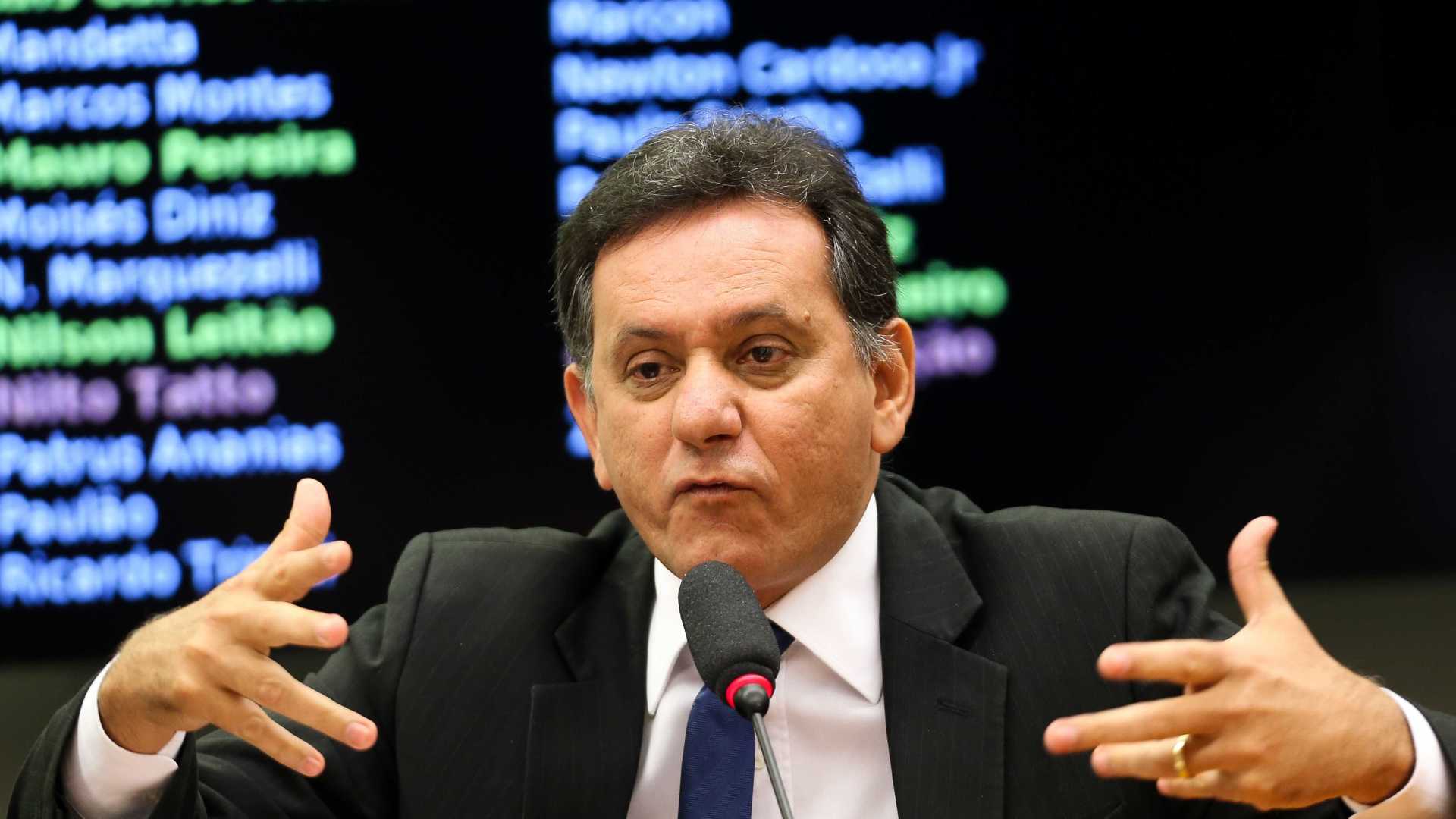 ‘Nós não temos o compromisso de defender o governo’, diz líder do PSDB