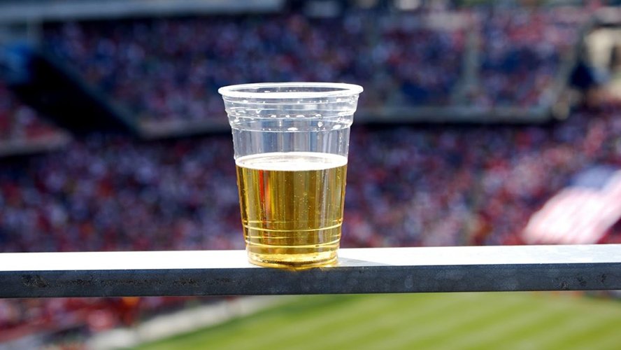 Bebidas nos estádios é considerada inconstitucional