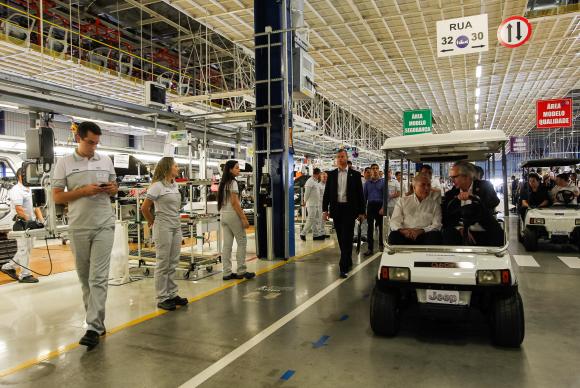Temer anuncia prorrogação de regime especial de tributação para setor automotivo