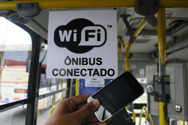 Câmara Municipal segue com projeto que pede Wi-fi nos ônibus após veto