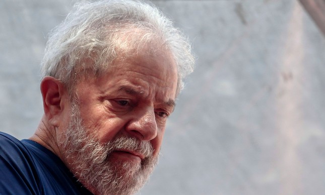 PT critica Datafolha: Lula será candidato ‘aconteça o que acontecer’