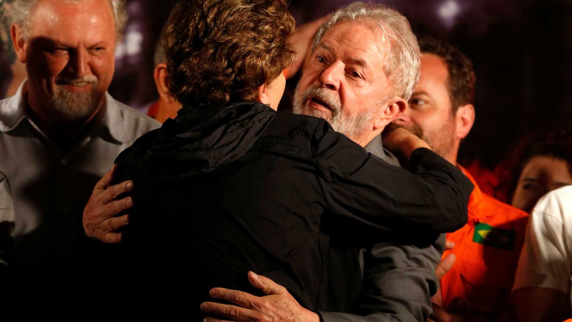 Lula pode ser candidato e eleito mesmo se estiver preso? Entenda
