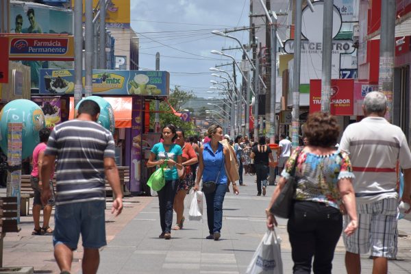 Consumo em Maceió aumenta pelo 2º mês consecutivo; crescimento corresponde a 6,9%