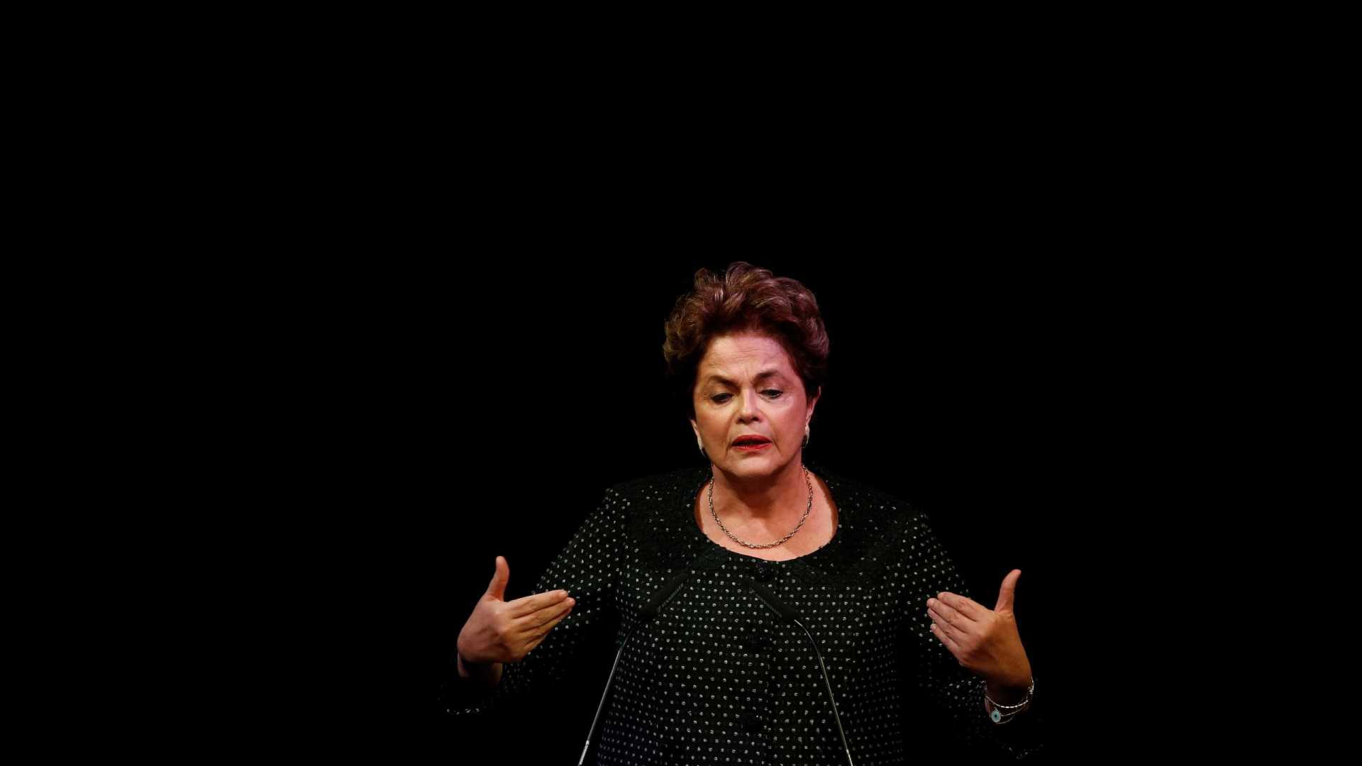 Dilma diz ser mentira que Petrobras estava falida