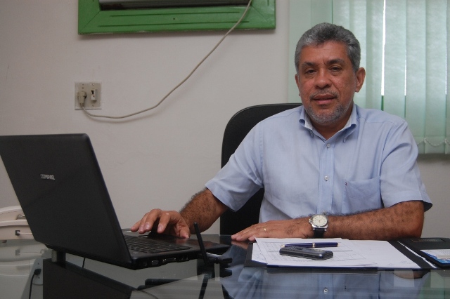 Klécio Santos participa de reunião no MAPA sobre desabastecimento no setor