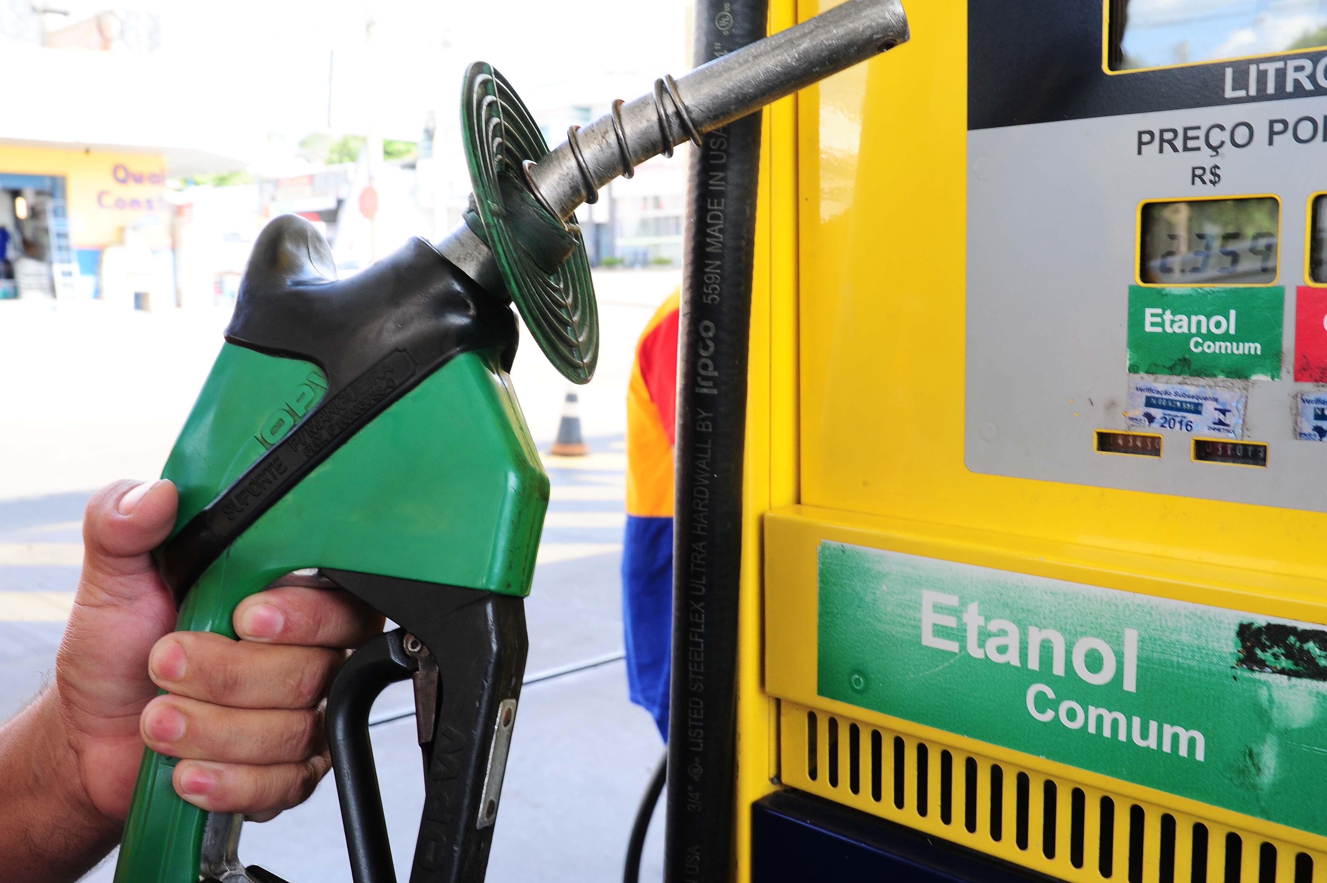 Asplana comemora aprovação no Senado da venda direta de etanol