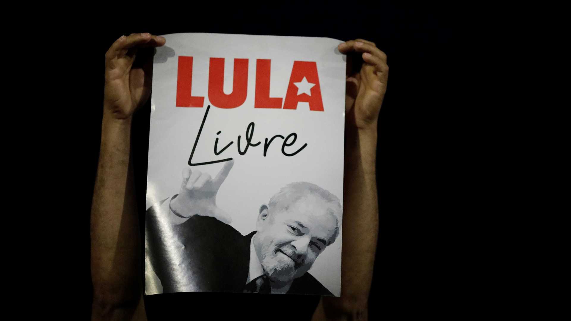 Defesa de Lula faz novo pedido de liberdade ao STF e quer novo relator