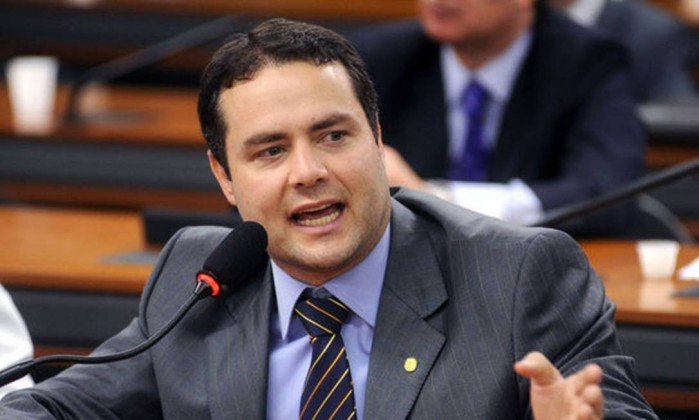 Renan Filho diz não ser contra a política do ICMS
