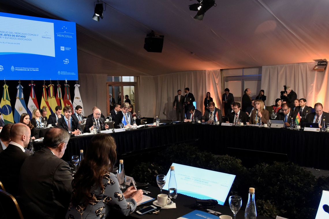 Em clima de renovação, Cúpula do Mercosul começa na Argentina
