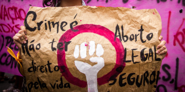Ação que pede legalização do aborto será debatida nesta sexta
