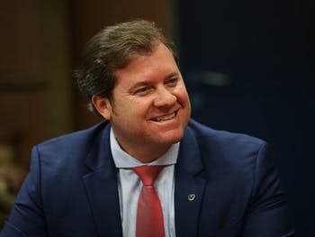 Marx Beltrão tem melhor desempenho eleitoral no país entre ex-ministros