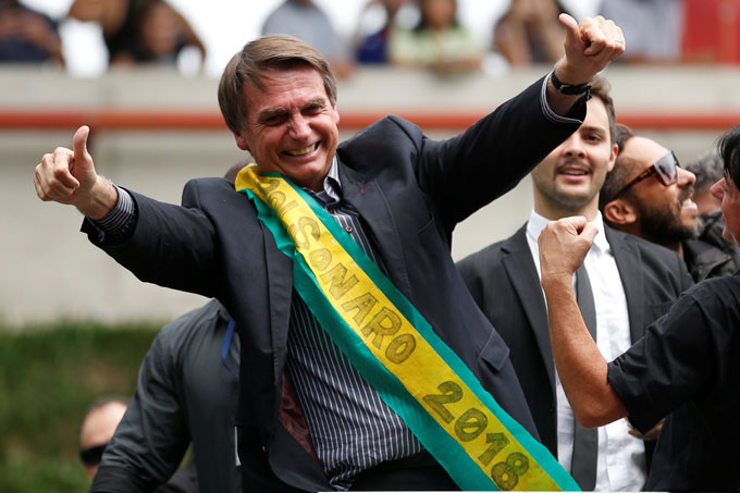 Apuração: Bolsonaro chega a 47,35% de votos no país