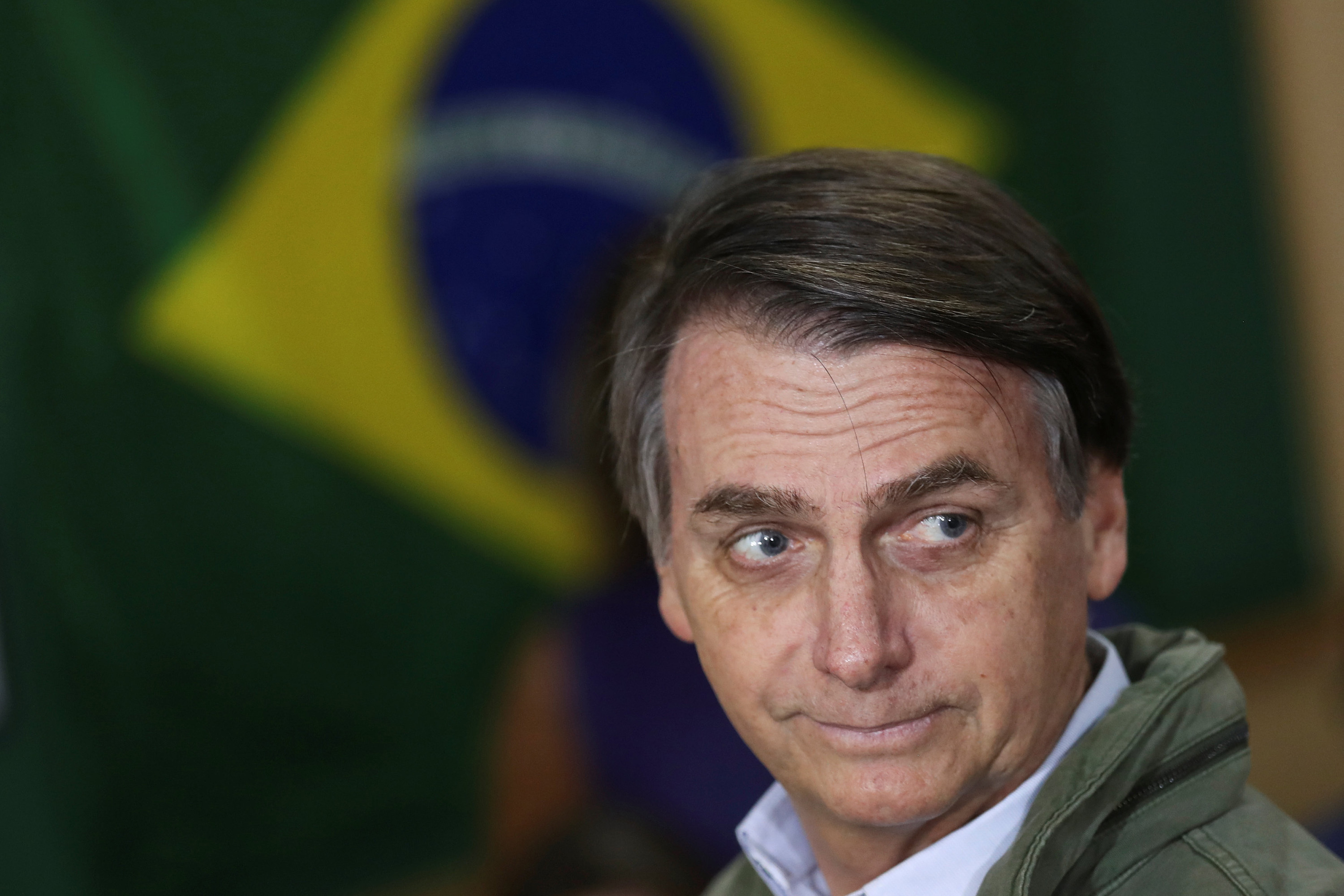 Eleito presidente, Bolsonaro perde imunidade que o livrou de processos