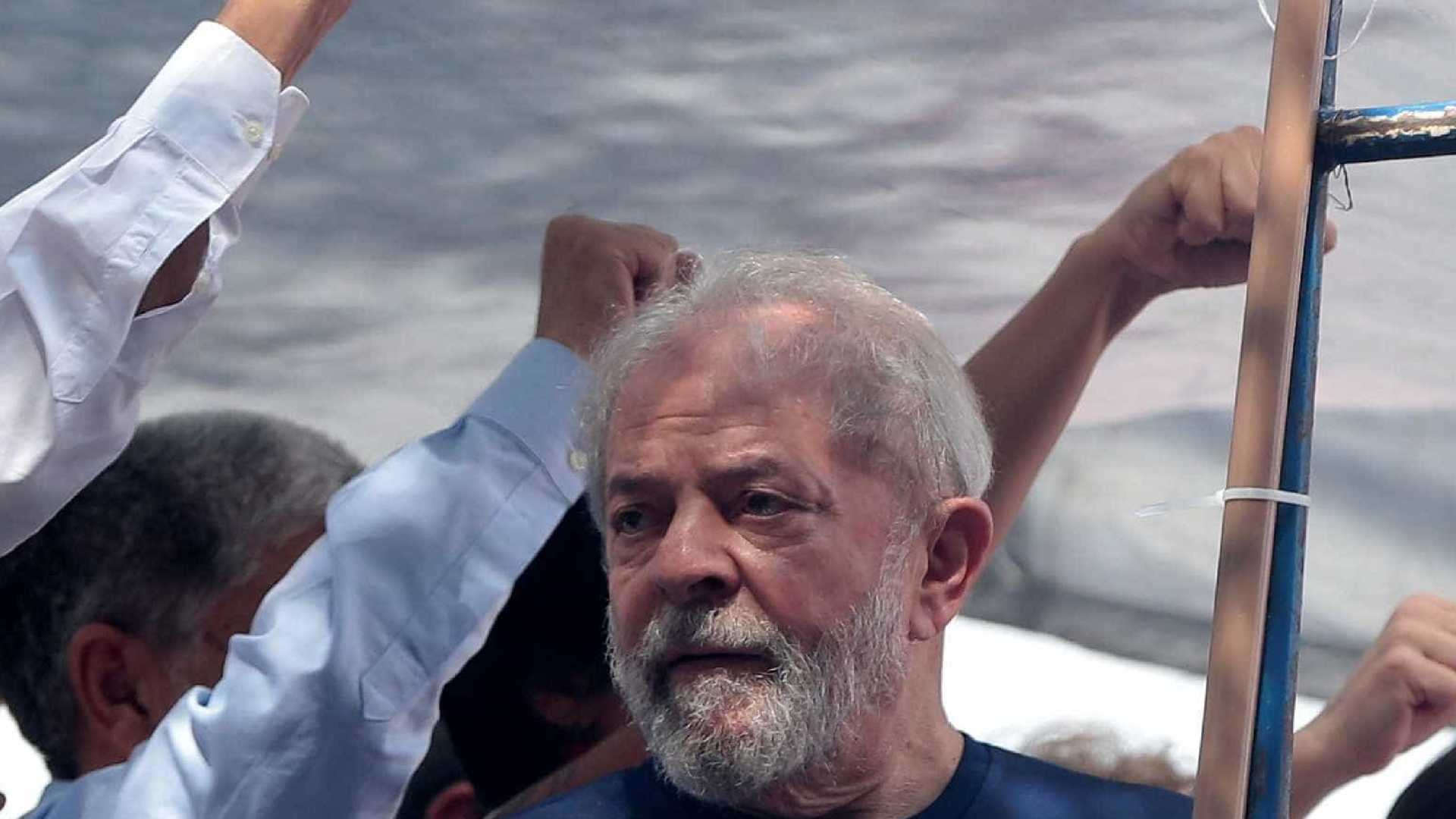 A três dias da eleição, procuradoria pede nova condenação de Lula