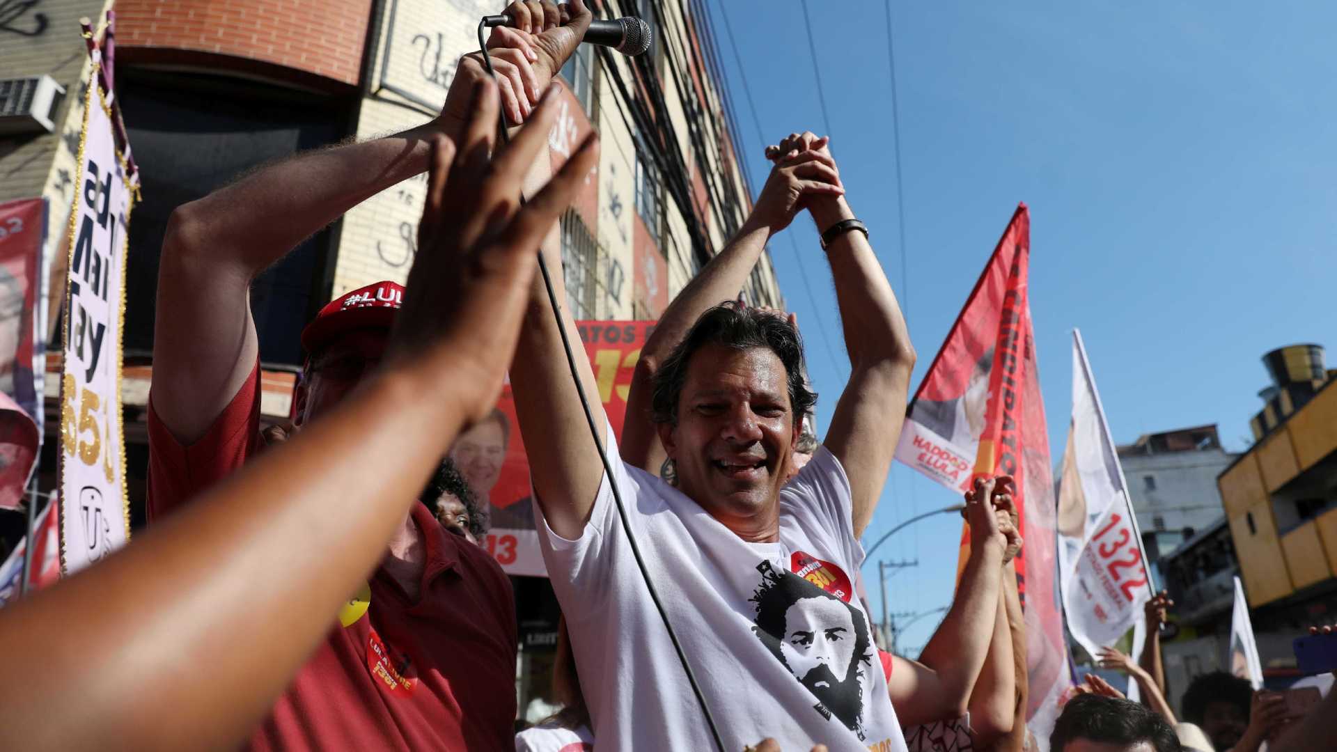 ‘Bolsonaro não fez 10% do que eu fiz pelo Rio’, diz Haddad na Baixada