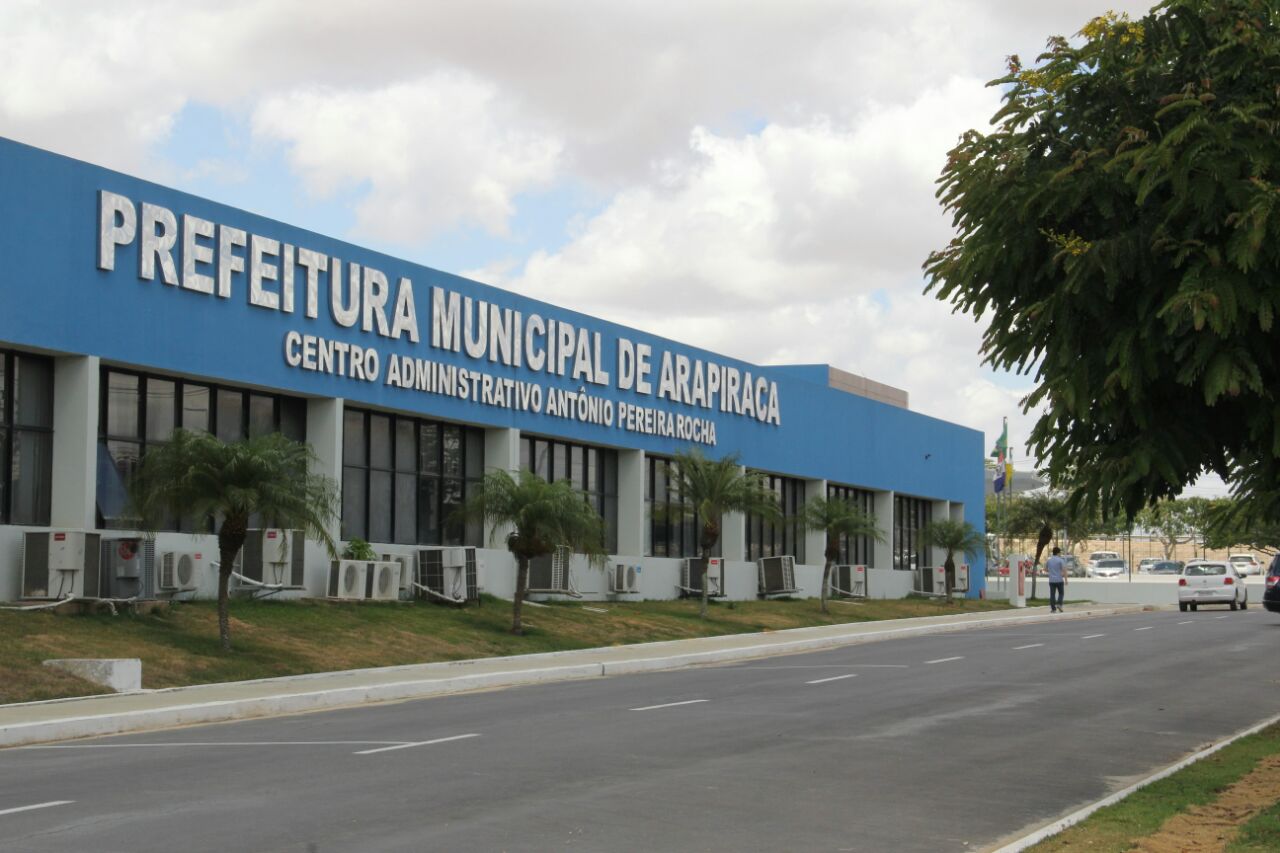 Prefeitura de Arapiraca nega pagamentos irregulares por auditoria