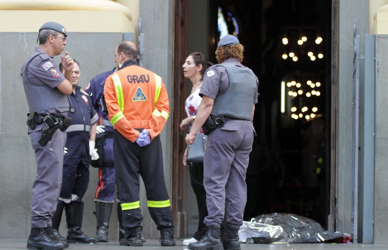 Ataque dentro da Catedral deixa ao menos seis mortos em Campinas