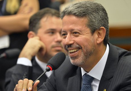 Arthur Lira é o único deputado Alagoano com chances de levar eleição na Câmara para 2° turno