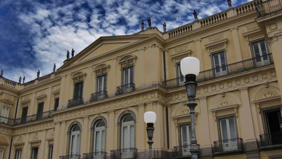 MEC destina R$ 900 mil para reconstrução do Museu Nacional