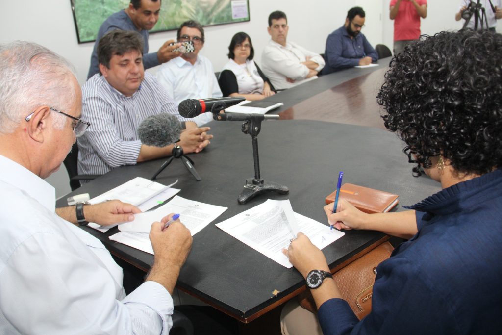 Prefeitura de Arapiraca firma parceria com Ufal para estágios