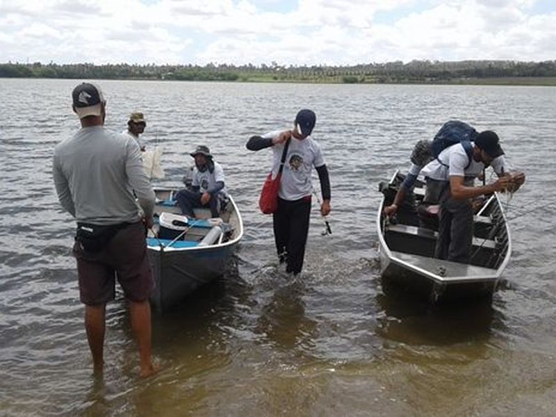 Pescadores levam ao MPF denúncias sobre obras da dragagem do Porto de Maceió