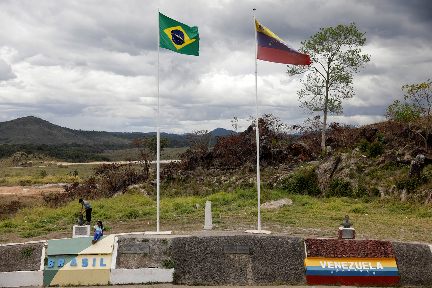 Brasil condena violência nas fronteiras com a Venezuela