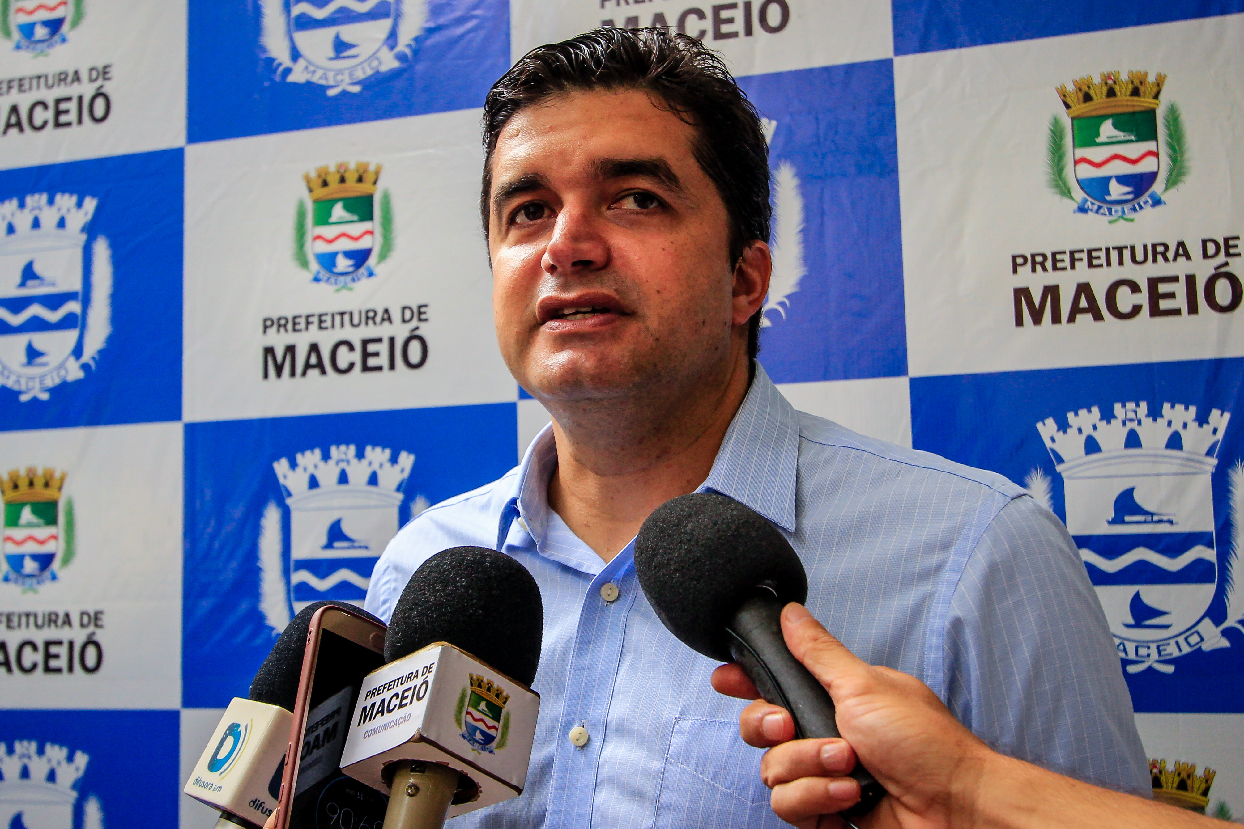 O embate de Rui palmeira para fazer seu sucessor na prefeitura de Maceió