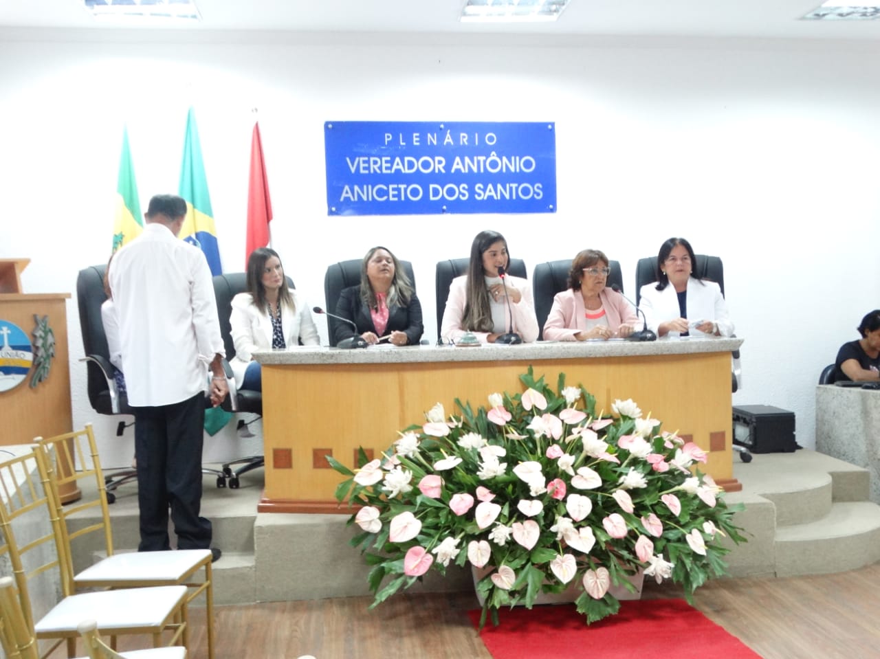 Sessão Solene homenageia Dia Internacional da Mulher na Câmara de Vereadores de Pilar