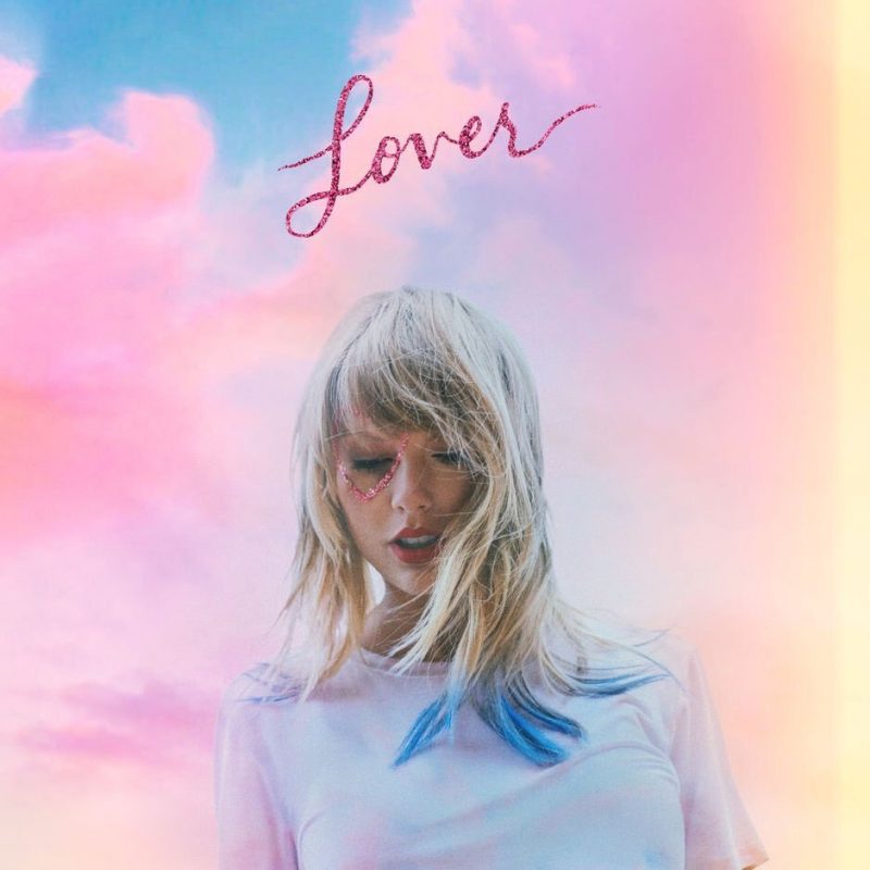 Taylor Swift anuncia álbum, Lover, e revela single, “You Need to Calm Down”