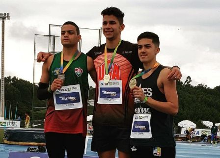 Ex-aluno da rede municipal conquista  medalha de bronze no salto triplo em campeonato brasileiro