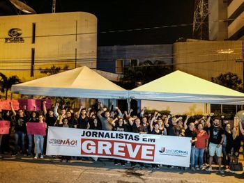 Greve dos jornalistas alagoanos entra no segundo dia com mobilização na sede das empresas