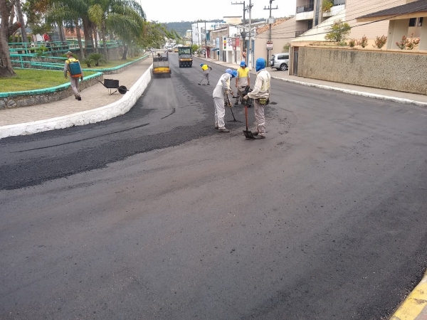 Governo inaugura pavimentação de ruas em São Miguel dos Campos