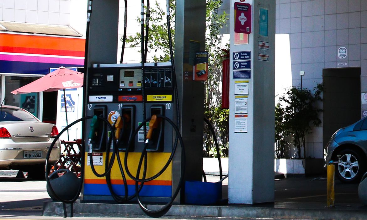 Fazenda anuncia reoneração de combustíveis em R$ 28,9 bilhões;Segundo o ministério, gasolina subirá mais que álcool
