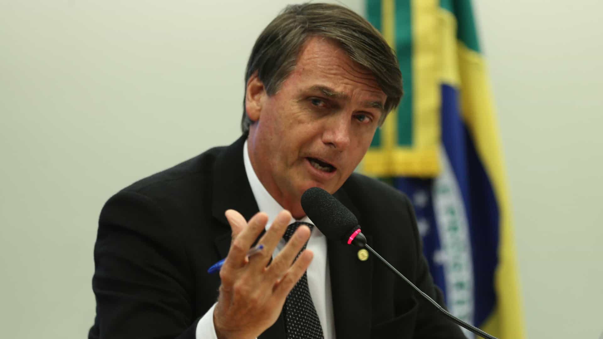 Bolsonaro pede bloqueio de fundo partidário do PSL