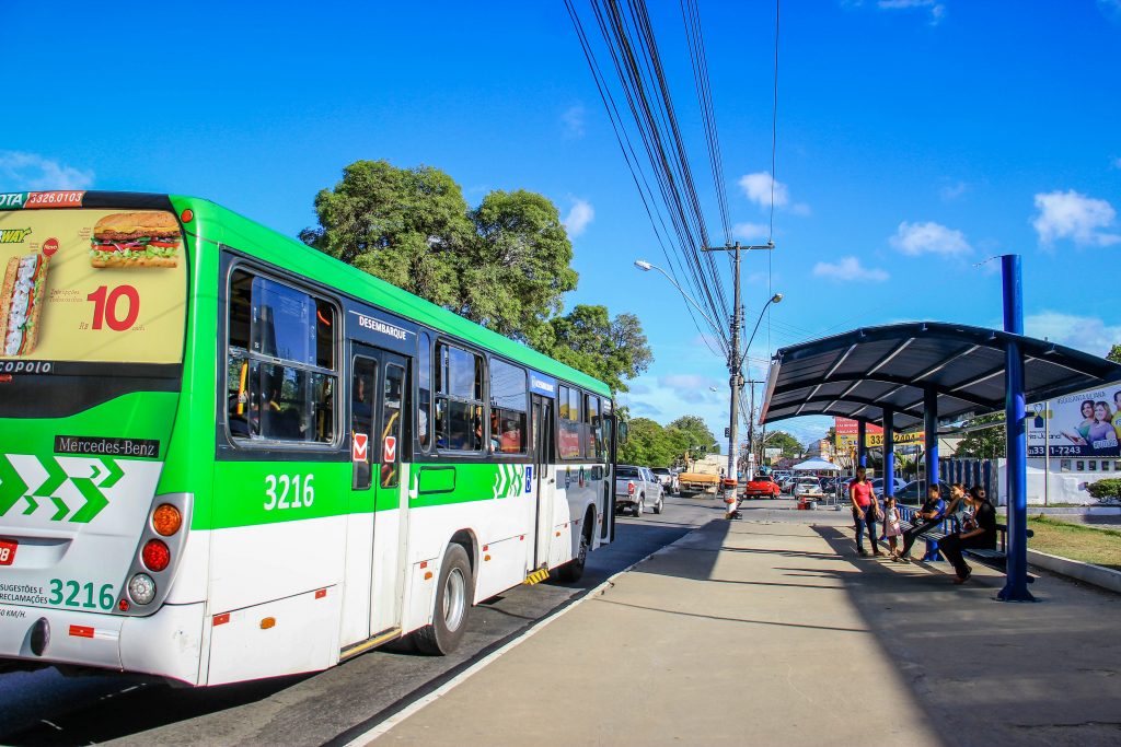 JHC veta PL que obriga climatização em ônibus de Maceió
